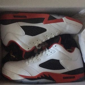 Air Jordan Retro 5 Fire Red Lows